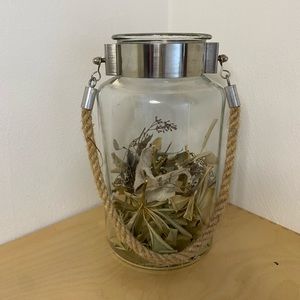Glass jar with rope handle